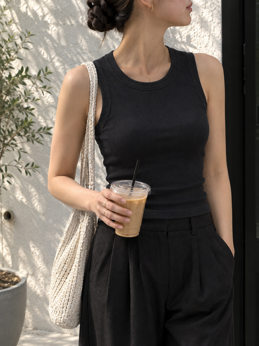 BLACK RIBBED TANK TOP